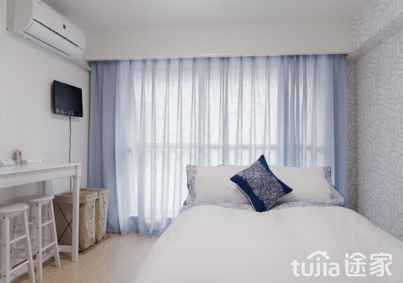 Shinjuku Center: Prime Location With Sunny Terrace Views Tokyo