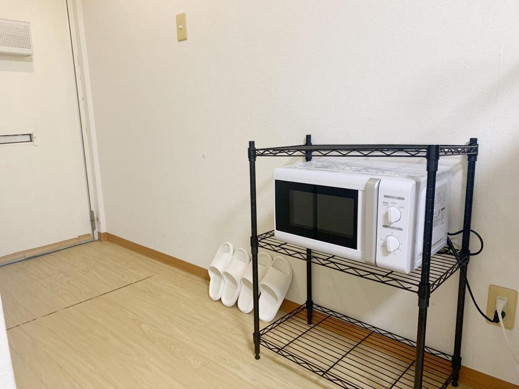 Apartment Shinjuku Center: Prime Location With Sunny Terrace Views